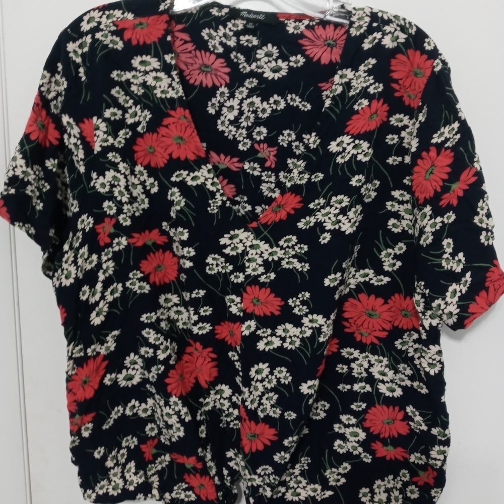 Madewell floral short sleeve pullover blouse knotted at waist